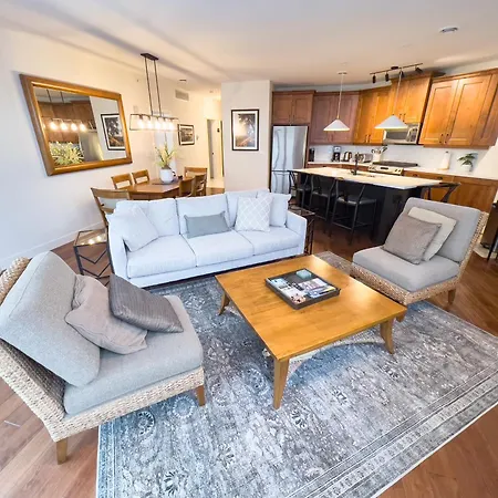 Lakeside Luxe Haven West Kelowna Exterior photo