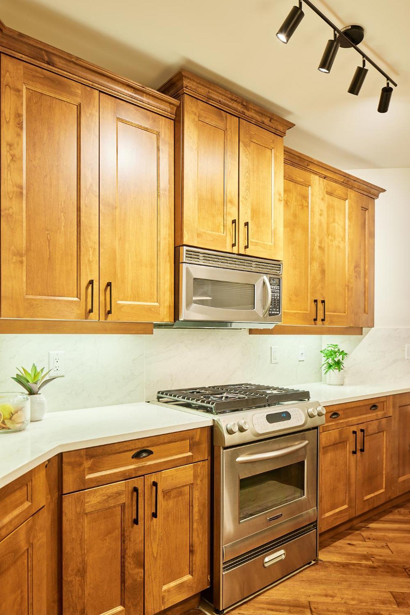 Apartment Lakeside Luxe Haven West Kelowna