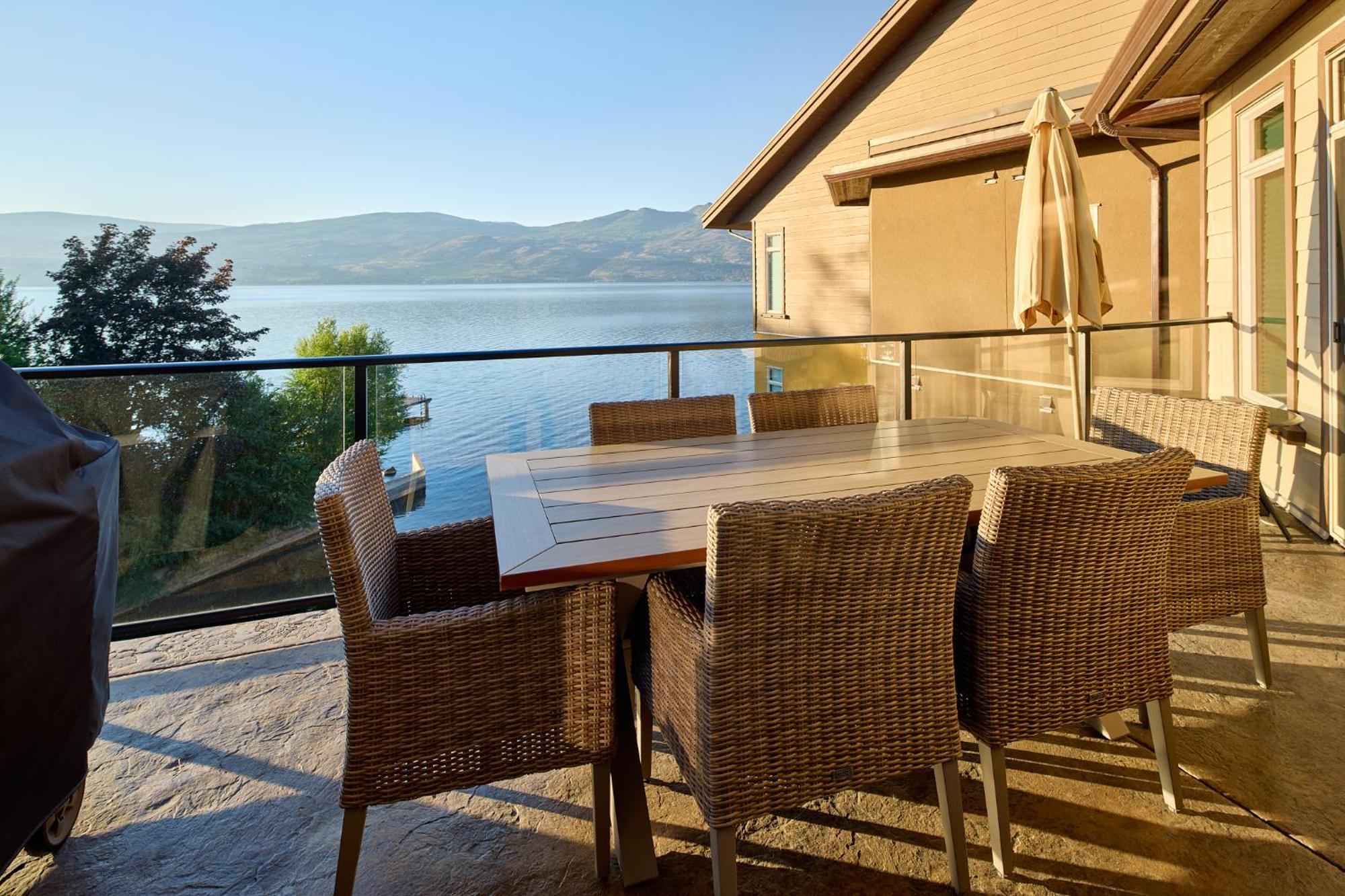 Apartment Lakeside Luxe Haven *