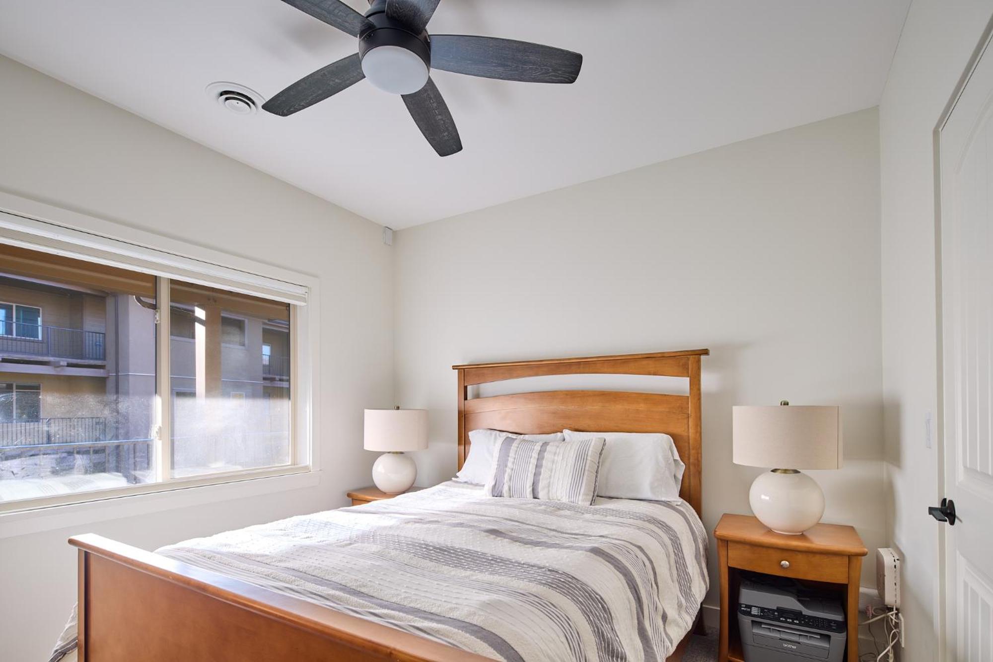 Apartment Lakeside Luxe Haven West Kelowna